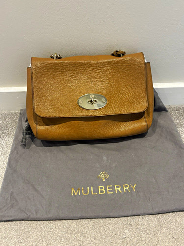 Mulberry medium lily deer - lily, in